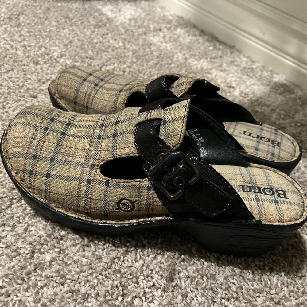 Born plaid patterned wedges